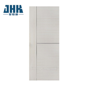 Porta in PVC bianco con isolamento mentale